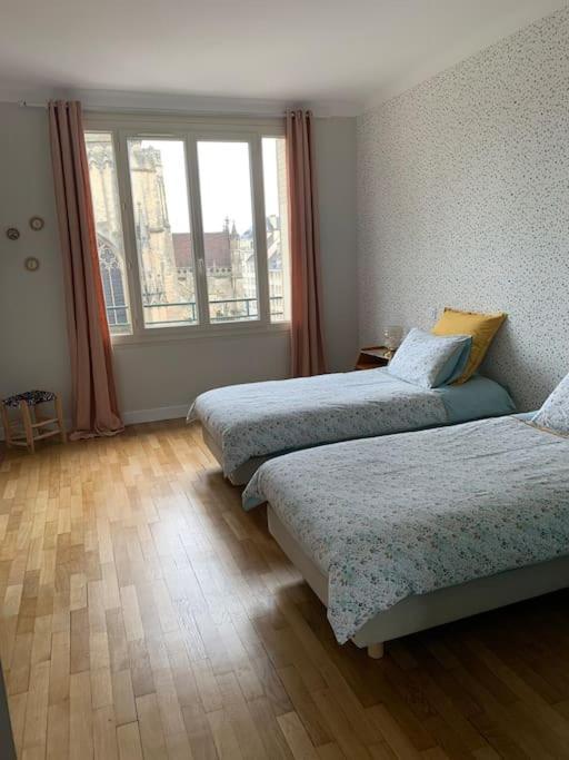 Appart 90M2 Lumineux, Centre, Vue Eglise Penchee Кан Екстер'єр фото
