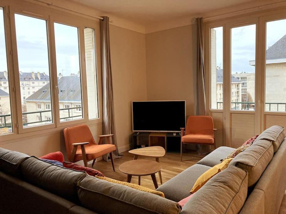Appart 90M2 Lumineux, Centre, Vue Eglise Penchee Кан Екстер'єр фото