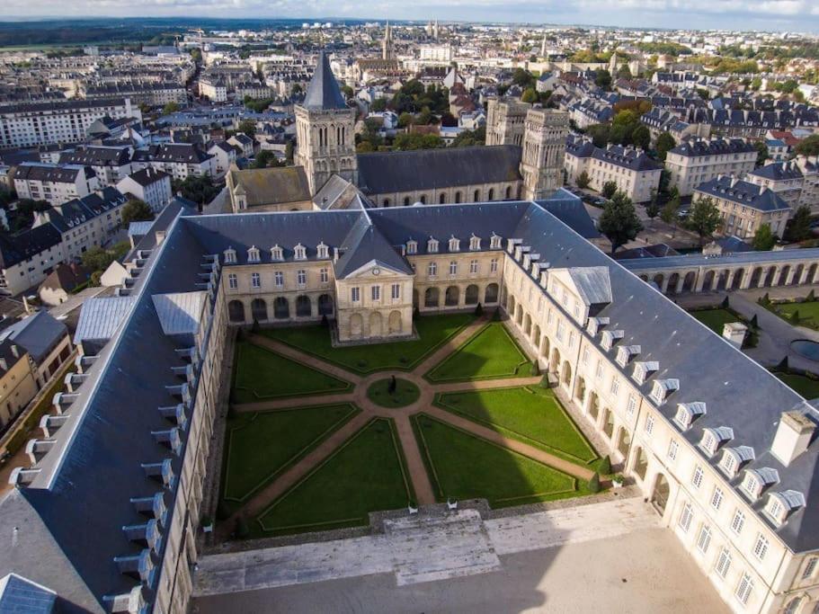Appart 90M2 Lumineux, Centre, Vue Eglise Penchee Кан Екстер'єр фото